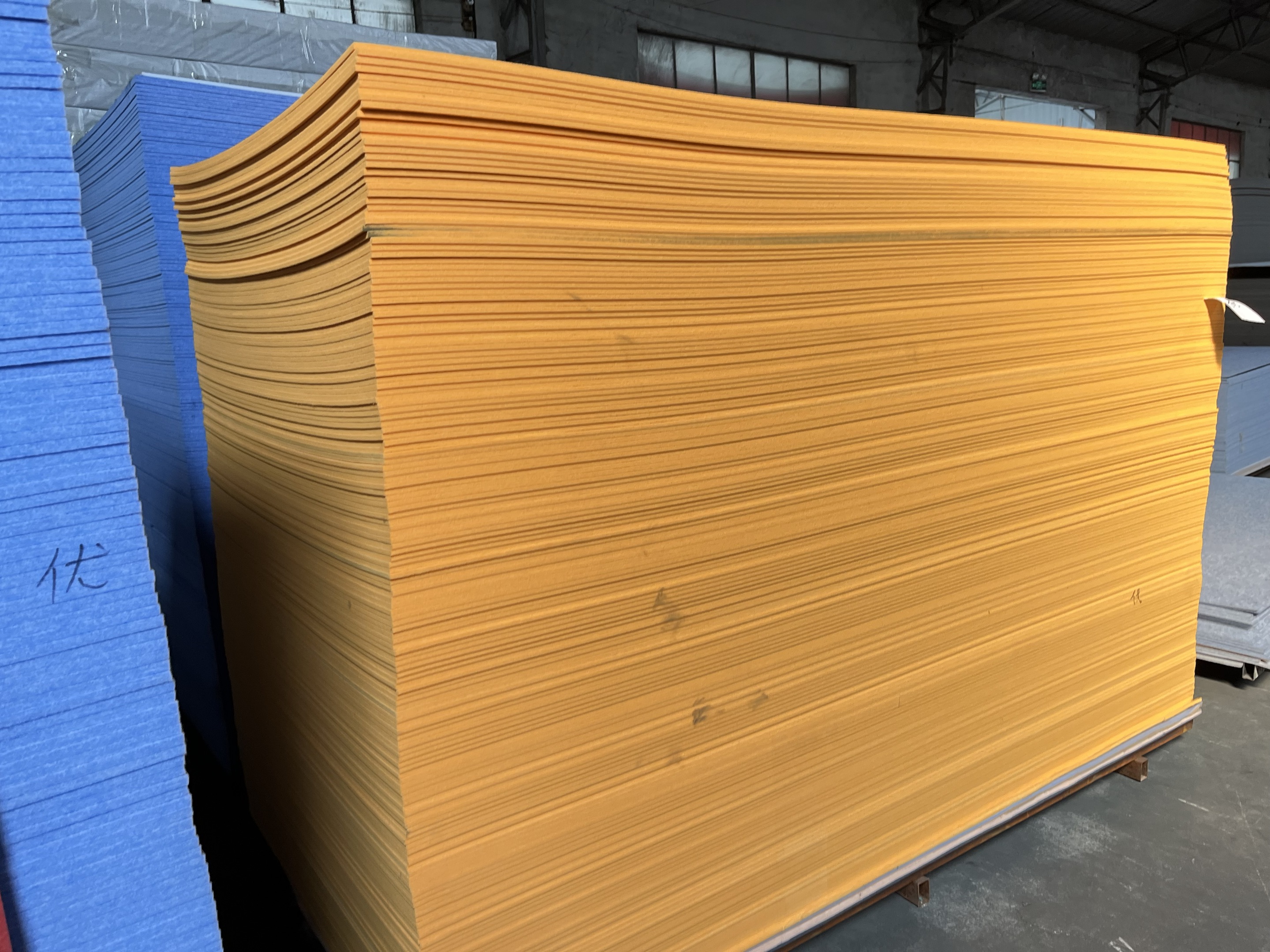 b9e4b860-6e61-43b4-9cbd-a316e2fc54d3.jpg 吸音板廠家